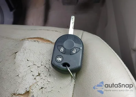 2014 Ford Escape Se z USA, uszkodzony, nr VIN 1FMCU9G98EUC81423